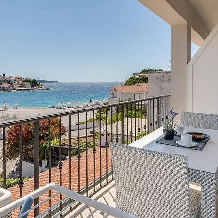 Bepi Malugio Apartment Primosten